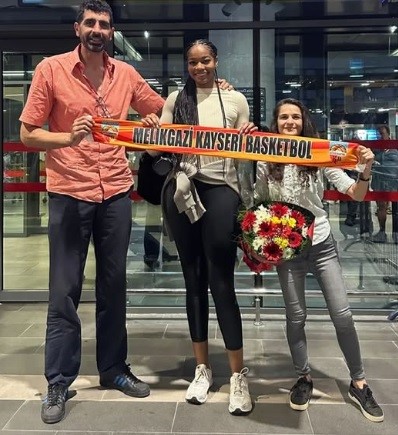 Charli Collier, Kayseri'ye geldi Charli Collier, Kayseri'ye geldi