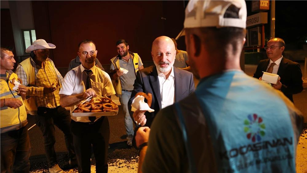 Çolakbayrakdar: Şehrin kalbindeki caddeyi rekor sürede yeniledik Çolakbayrakdar: Şehrin kalbindeki caddeyi rekor sürede yeniledik