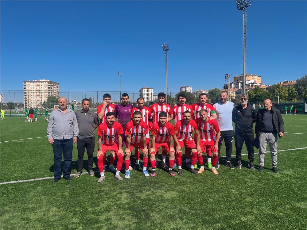 Kayseri Süper Amatör Küme: Kayseri Şekerspor: 2 - Özvatanspor:2 Kayseri Süper Amatör Küme: Kayseri Şekerspor: 2 - Özvatanspor:2