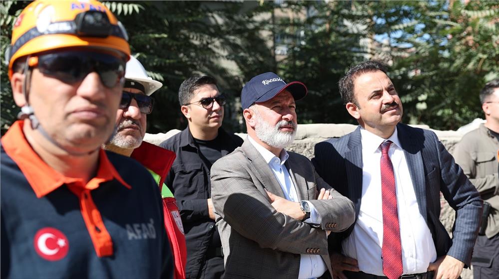 Kocasinan Belediyesi’nden Deprem Tatbikatında Örnek Performans