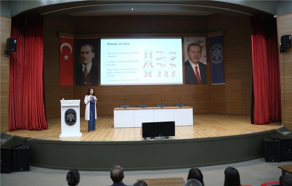 Melikgazi Belediyesi’nden Personele Doğru Duruş Ve Ofis Egzersizleri Eğitimi