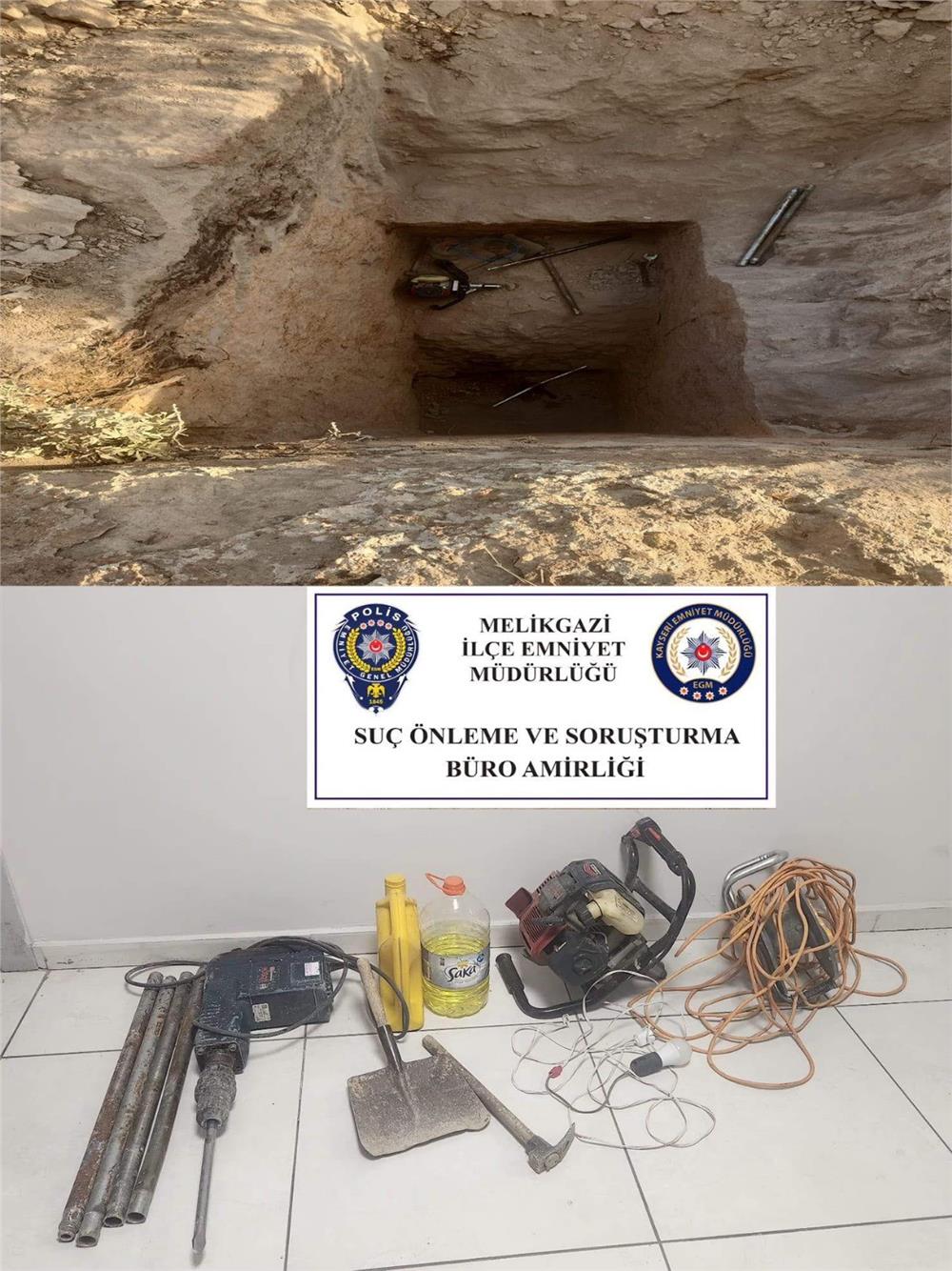 Polis ekiplerinden kaçak kazıya suçüstü: 4 gözaltı Polis ekiplerinden kaçak kazıya suçüstü: 4 gözaltı