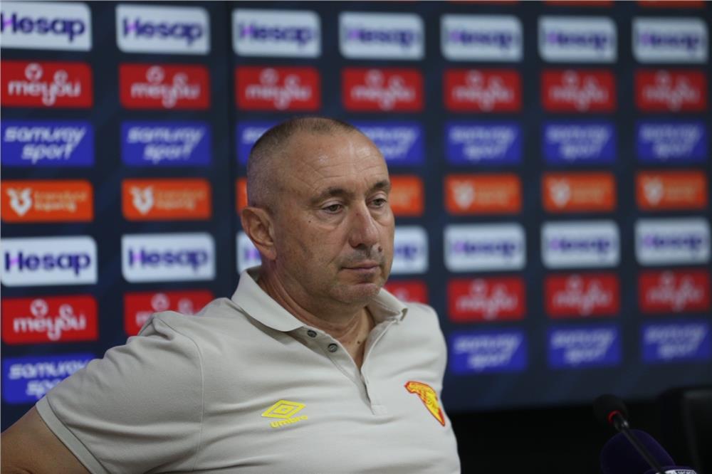 Stanimir Stoilov: İki takım da kazanmak için oynadı Stanimir Stoilov: İki takım da kazanmak için oynadı