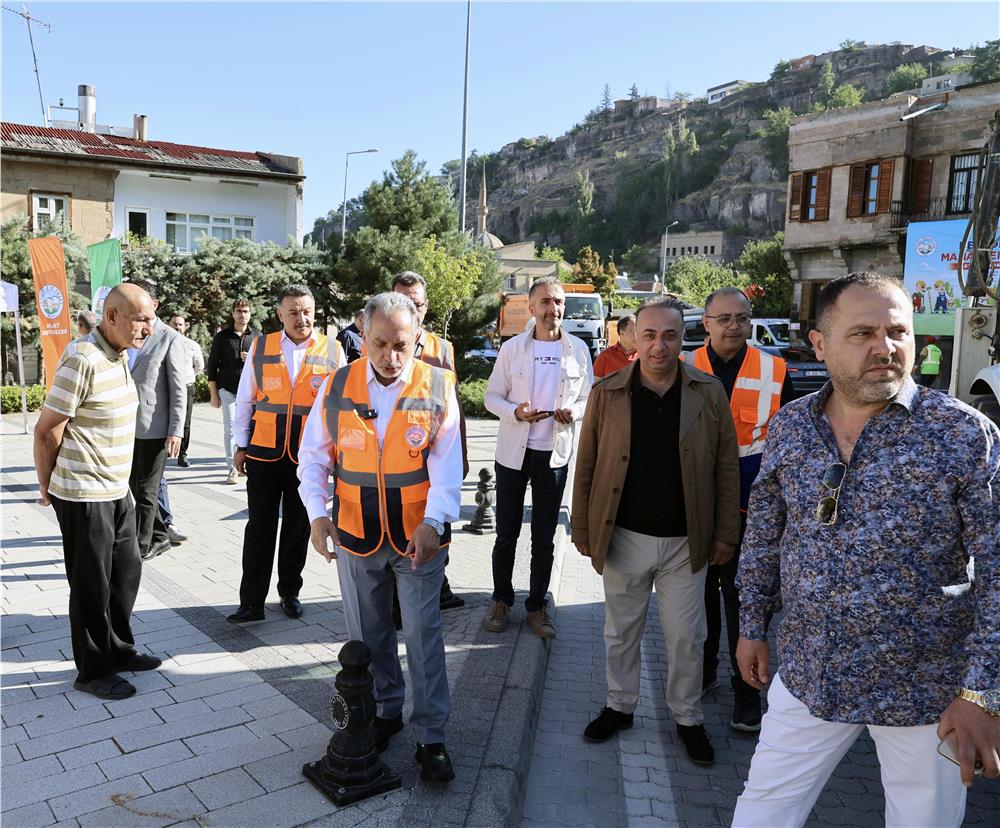 Talas’ta 'Belediye Mahallemizde' tarihi sokaklarda