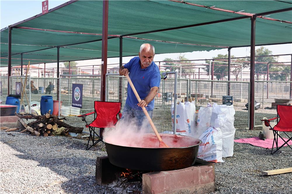 Talas’ta Kışa Hazırlık Günleri Tamamlandı Talas’ta Kışa Hazırlık Günleri Tamamlandı