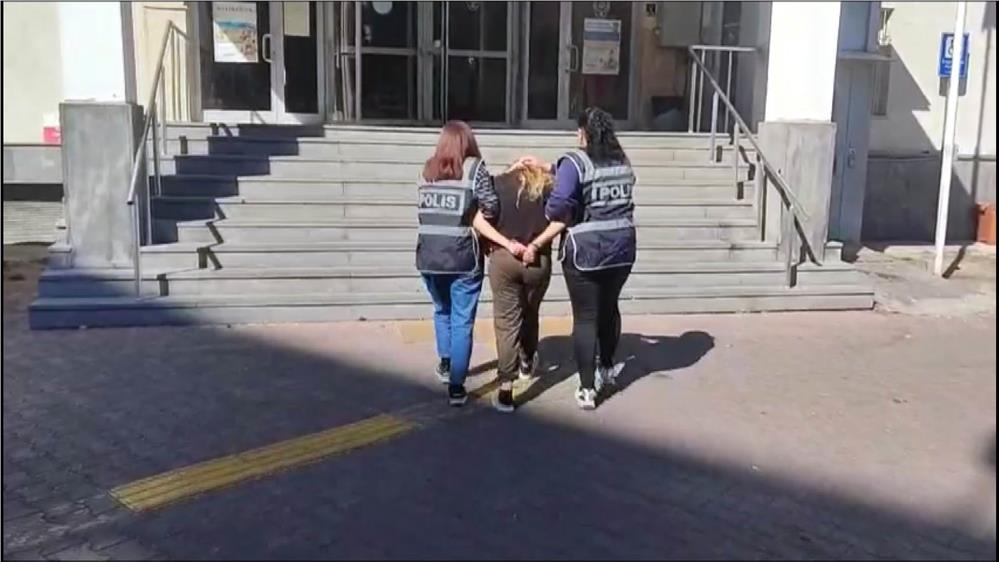 14 yıl kesinleşmiş cezası olan kadın polisten kaçamadı 14 yıl kesinleşmiş cezası olan kadın polisten kaçamadı