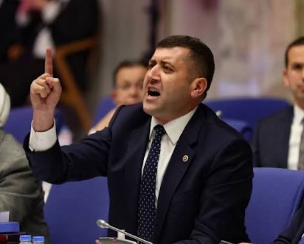 Baki Ersoy’dan Kayseri Öğretmenevi İçin Önerge Baki Ersoy’dan Kayseri Öğretmenevi İçin Önerge