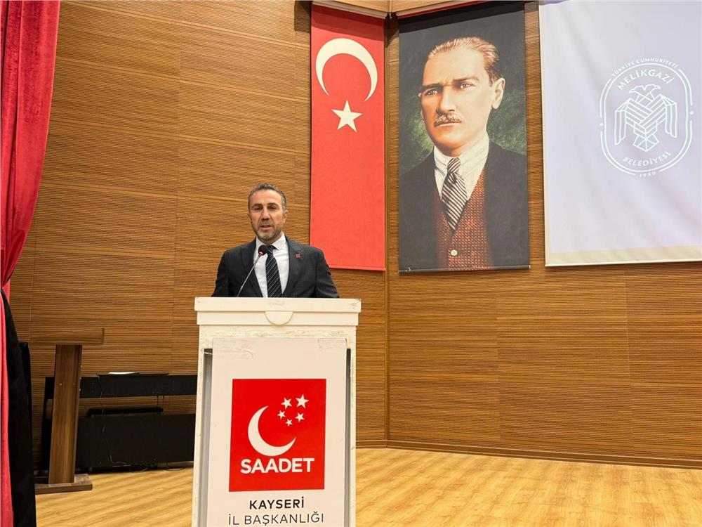 Başkan Altun’dan Davutoğlu’na sert eleştiri: Siyaset hatıralar albümü değildir