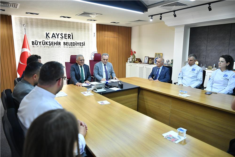 Başkan Büyükkılıç’tan gastronomi eğitimine stratejik destek: İş birliği imzaları atıldı Başkan Büyükkılıç’tan gastronomi eğitimine stratejik destek: İş birliği imzaları atıldı
