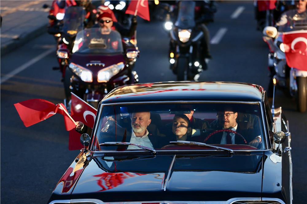 Başkan Çolakbayrakdar: Cumhuriyetimizin 102. Yılını Büyük Bir Coşkuyla Kutluyoruz