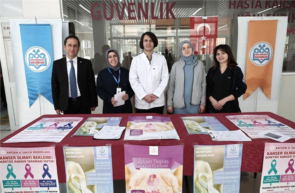 ERÜ Hastanelerinden, Meme Kanseri Farkındalık Standı ERÜ Hastanelerinden, Meme Kanseri Farkındalık Standı
