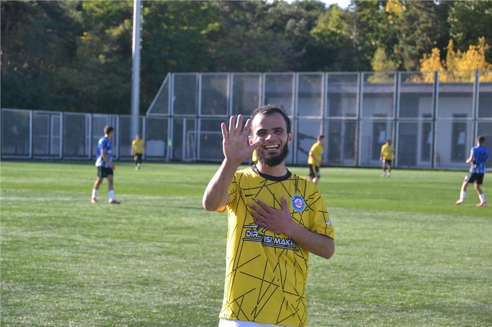 Gökhan Yeşilbaş’tan Bir Maçta 5 Gol
