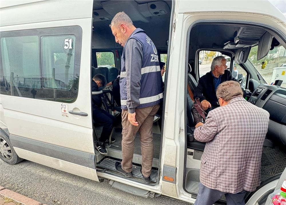 Hacılar'da öğrencilerin güvenliği emin ellerde Hacılar'da öğrencilerin güvenliği emin ellerde
