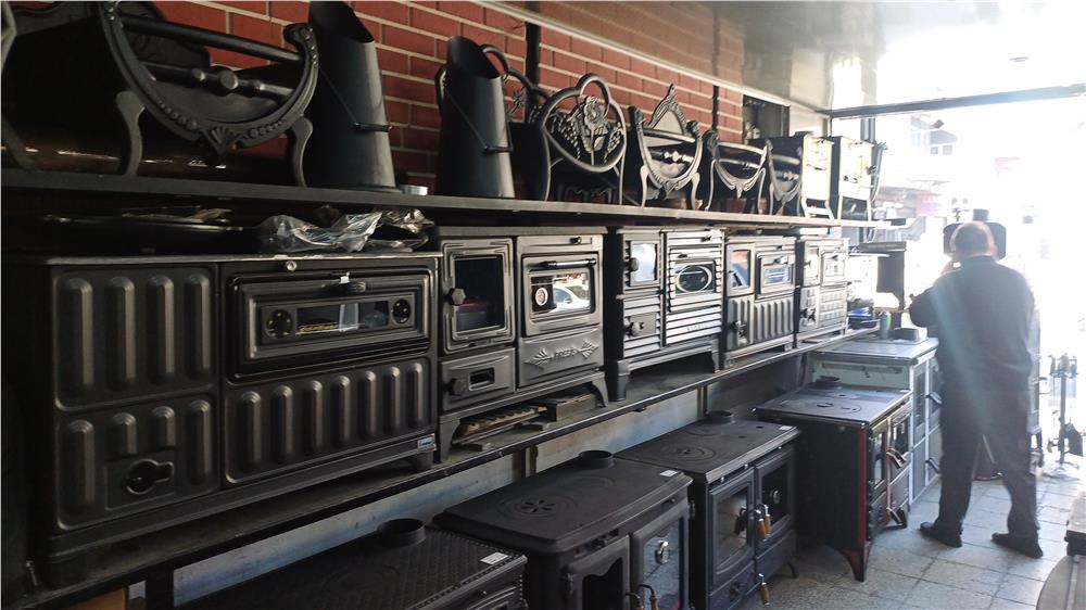 Havalar soğudu, sobaya rağbet arttı Havalar soğudu, sobaya rağbet arttı