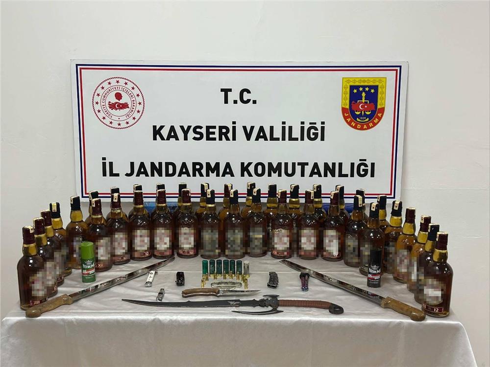 Kayseri’de Sahte Alkol Operasyonu: 2 Gözaltı