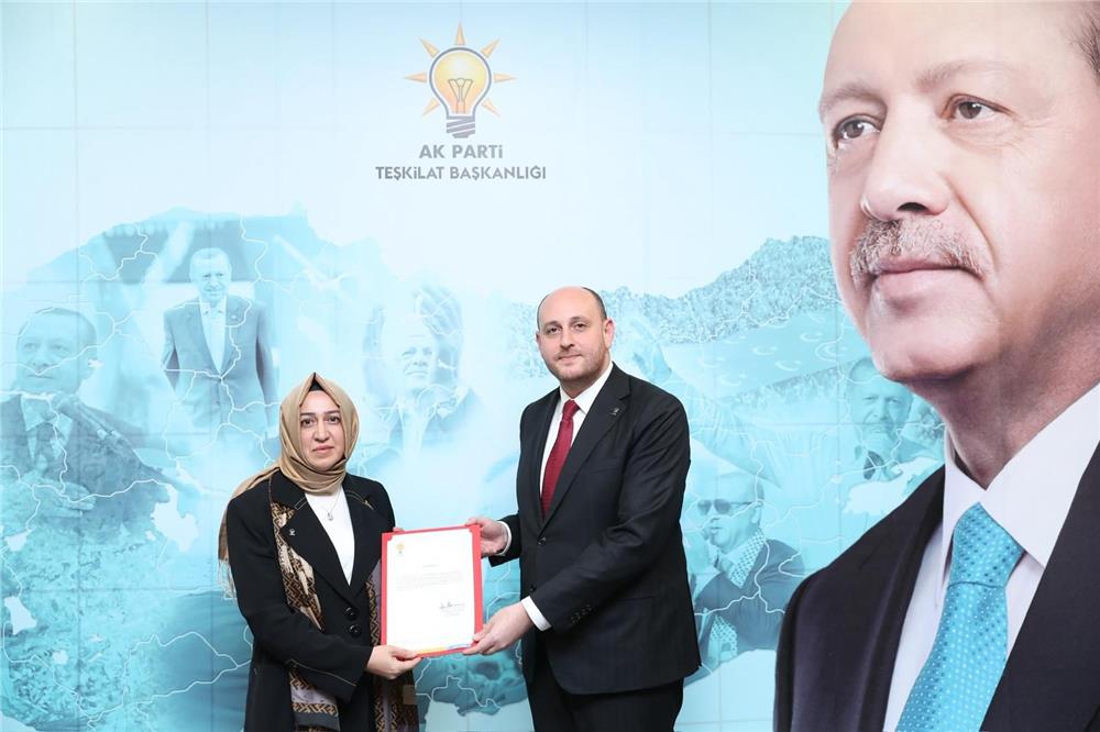 Kayseri’nin İlk Kadın İlçe Başkanı Fazilet Kahraman Oldu