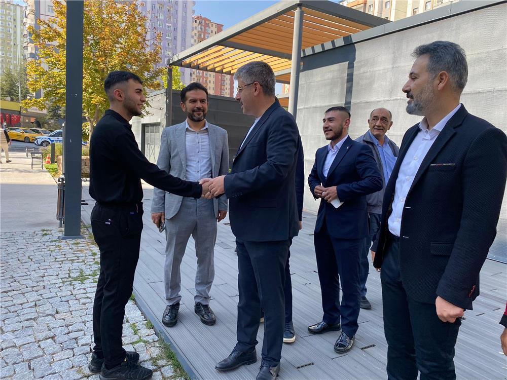 Milletvekili Çopuroğlu’ndan Muhtarlar Günü ziyareti Milletvekili Çopuroğlu’ndan Muhtarlar Günü ziyareti