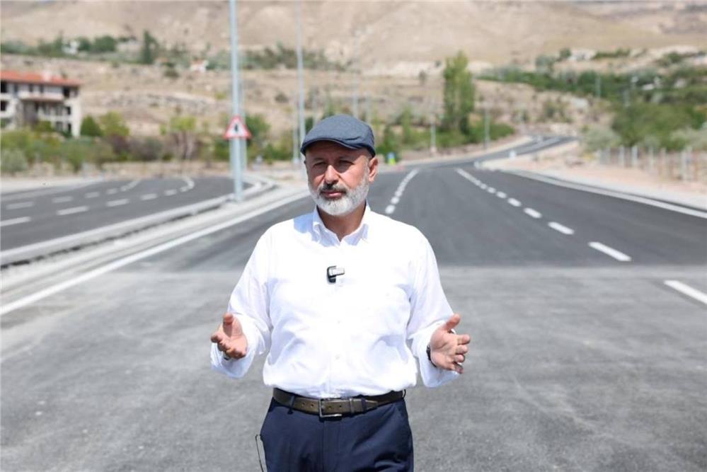 Başkan Çolakbayrakdar: Kayseri’mizin trafik yükünü hafifleten akıllı kavşakları yaygınlaştırıyoruz