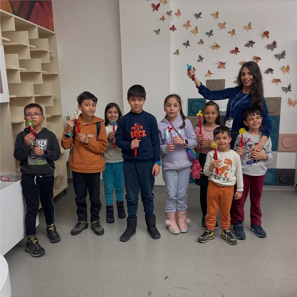 Büyükşehirden ara tatilde bilim şöleni: Çocuklar bilimle buluştu