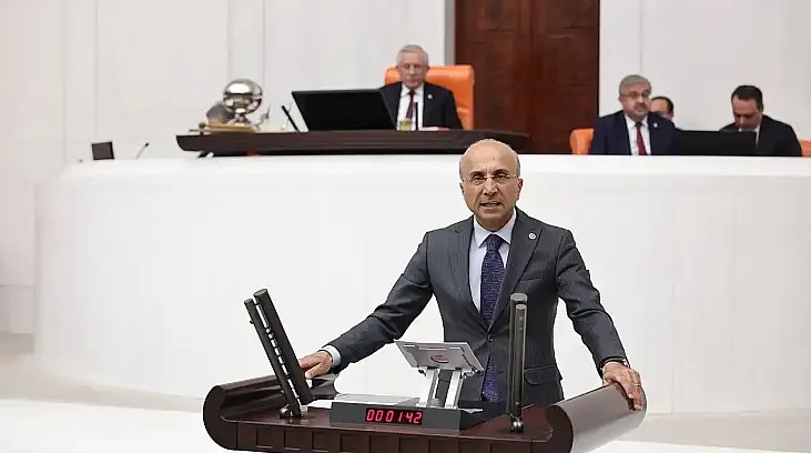 CHP’li Aşkın Genç: TOKİ’nin konut dağılımında CHP’li ilçeler en az payı aldı