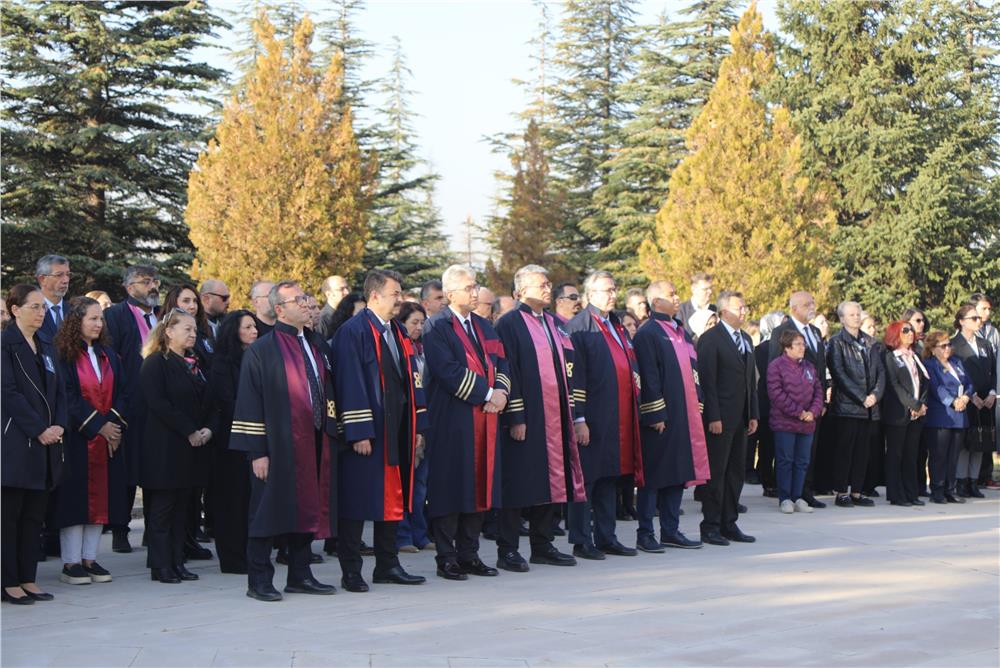 ERÜ’de 10 Kasım Atatürk’ü Anma Programı Gerçekleştirildi