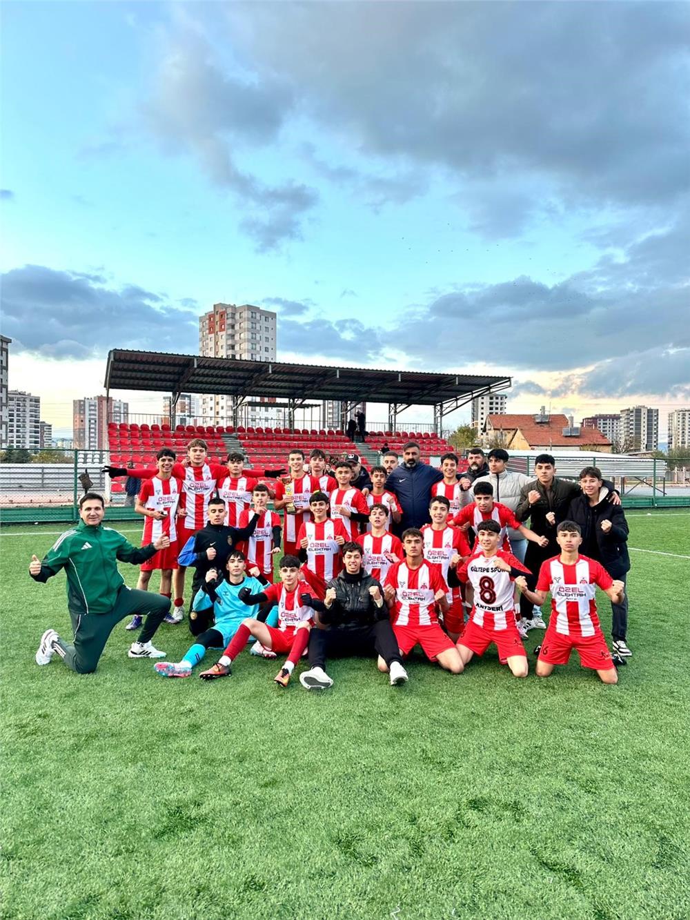 Gültepespor U-16 namağlup şampiyon
