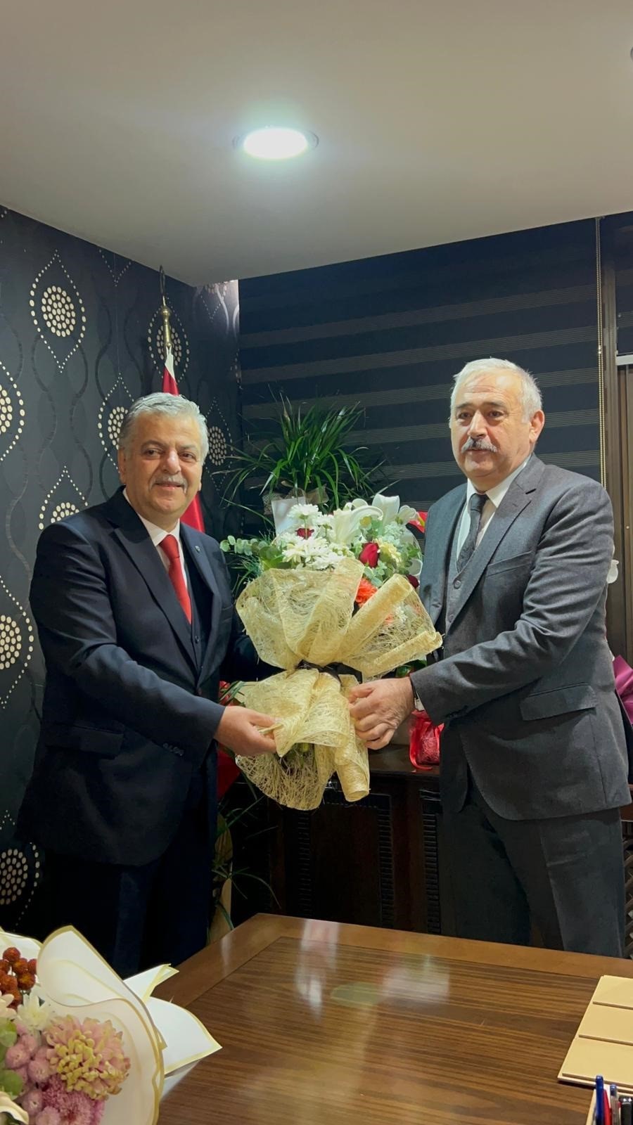 Kayseri Sarraflar ve Kuyumcular Derneği'nde devir teslim töreni gerçekleştirildi