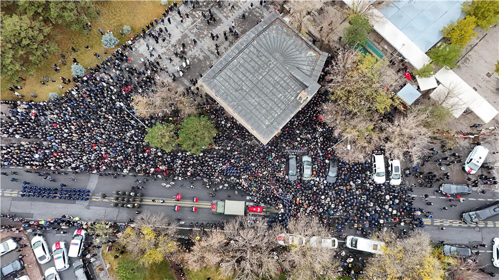 Kayserili binler, şehidini uğurladı