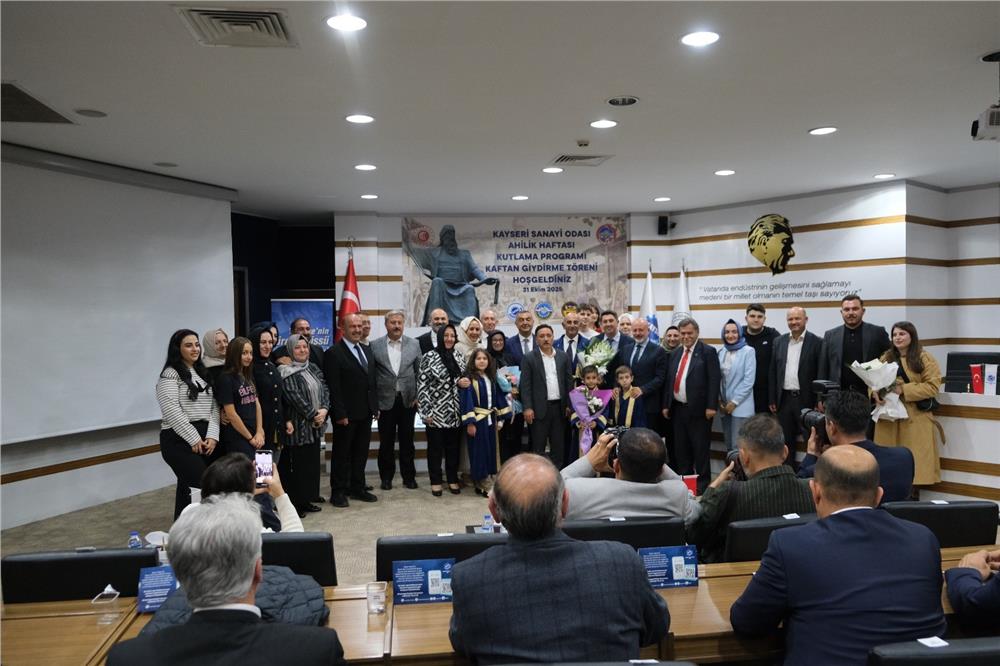 KAYSO’da yılın ahisi kaftanını giydi KAYSO’da yılın ahisi kaftanını giydi