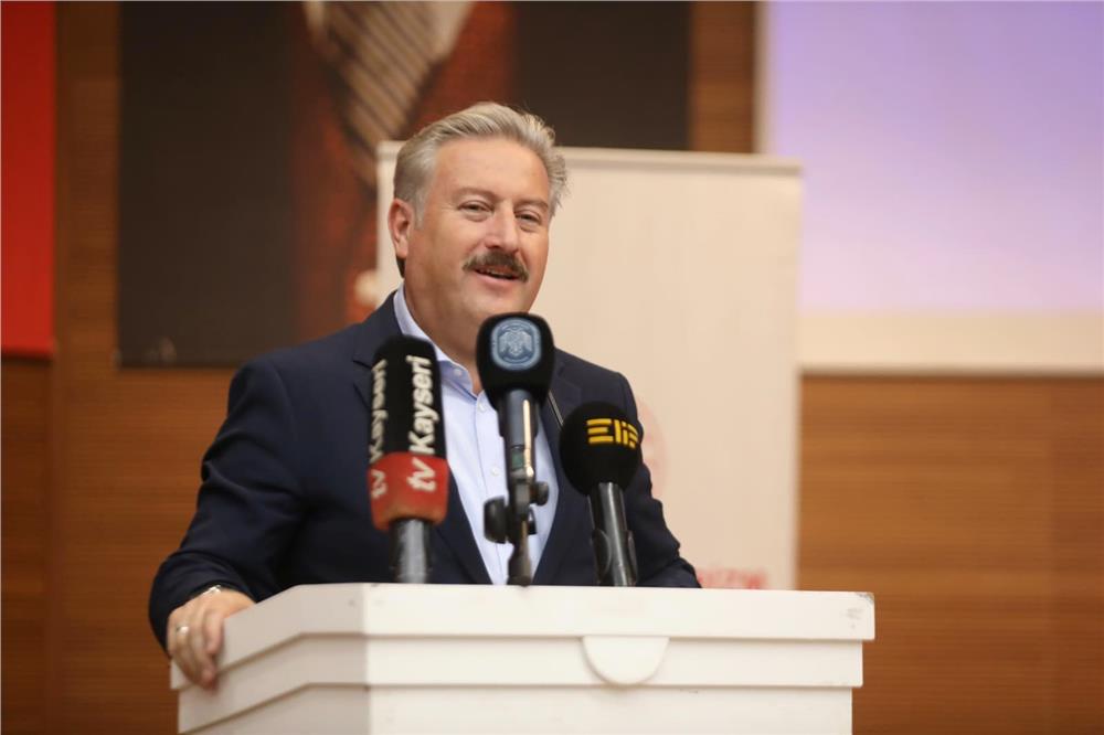 Melikgazi'de sanatla iç içe yaşam, kültür etkinlikleri devam ediyor