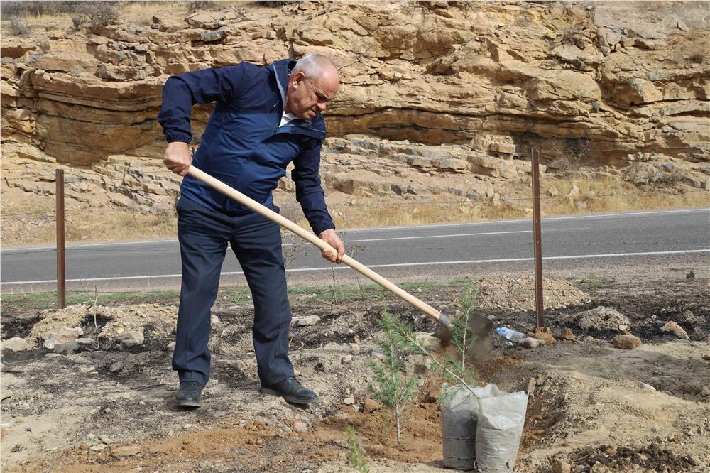 ‘Şahidimiz Toprak, İmzamız Fidan, Sevdamız Yeşil Vatan’ Yahyalı’da hayat buldu