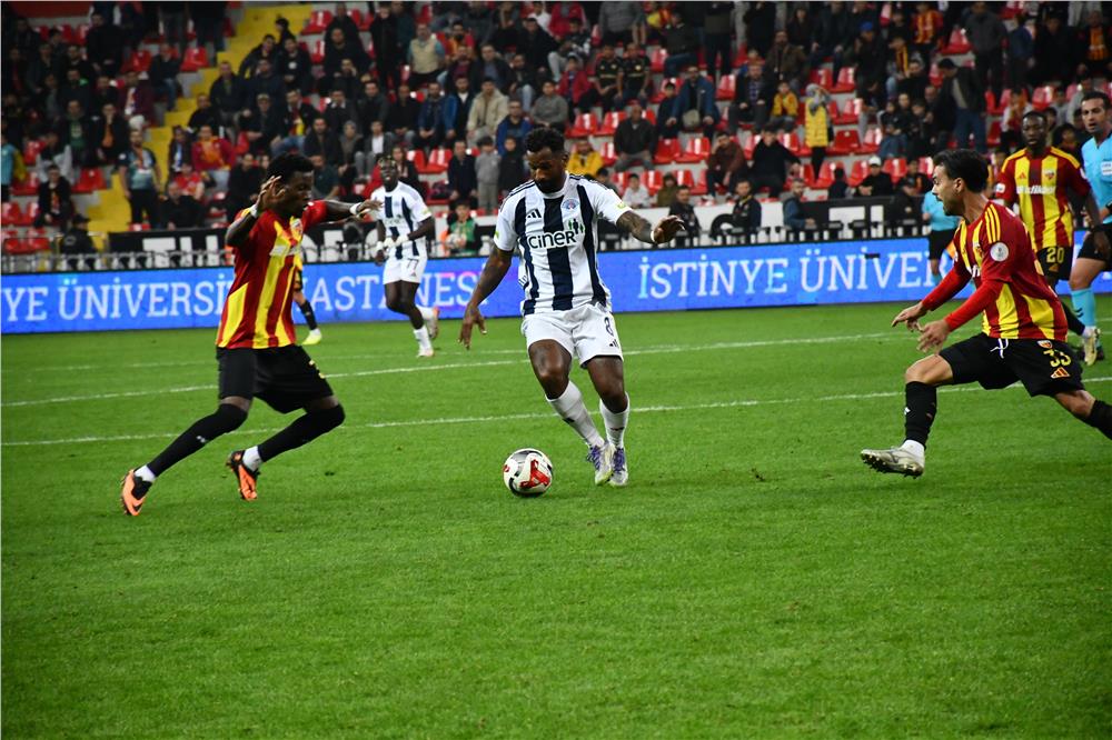 Trendyol Süper Lig: Kayserispor: 3 - Kasımpaşa: 2