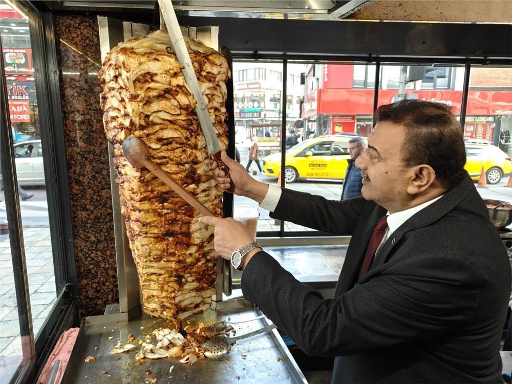 Ucuz yemek zehirlenmelere yol açıyor