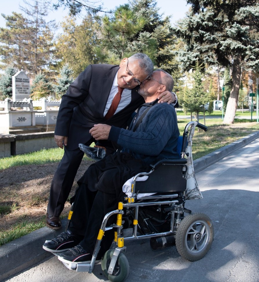 Başkan Büyükkılıç’tan 15 bin 847 engelli vatandaşa su faturalarında yüzde 50 indirim