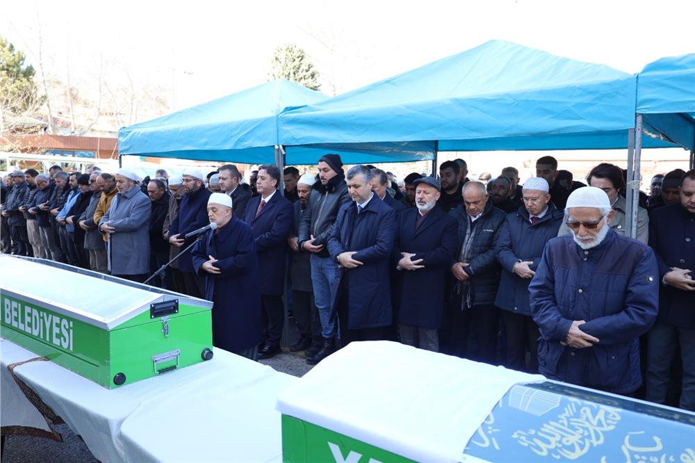 Başkan Öztürk'ün hayatını kaybeden kayınvalidesi son yolculuğuna uğurlandı