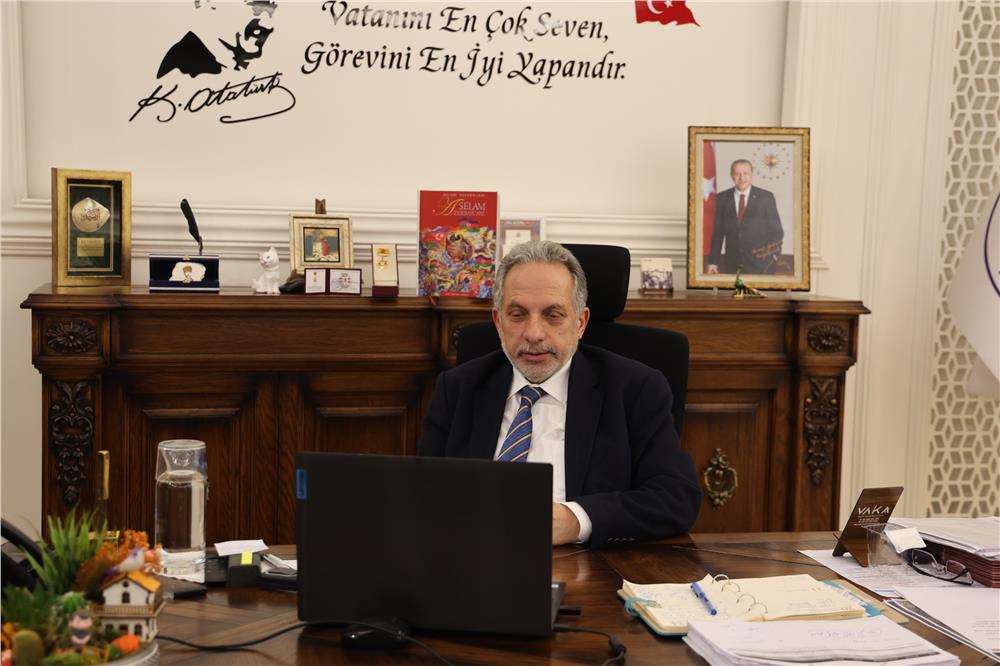 Başkan Yalçın dünyadaki 5 kişiden biri