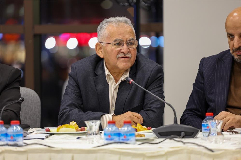 Büyükkılıç: İlk günkü aşkla şehrimize hizmet ediyoruz