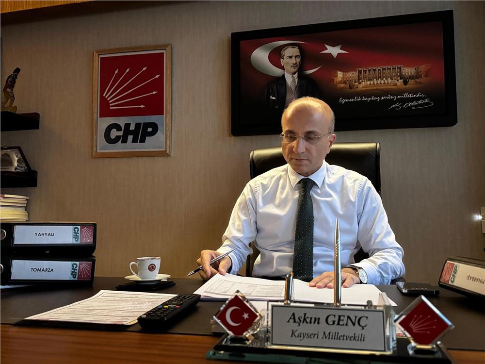 CHP’li Genç’ten mikrofon kapatma tepkisi
