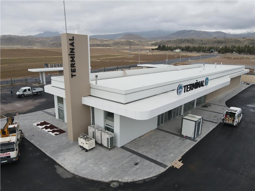 Develi'ye kazandırılan terminal binası hizmete hazır