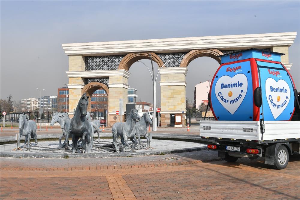 Erciyes A.Ş.'den dikkat çeken uygulama: 'Benimle çıkar mısın?'