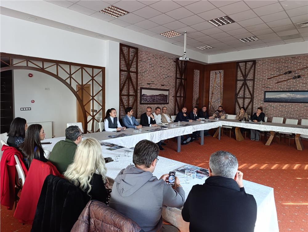 Erciyes'te sezon öncesi değerlendirme toplantısı yapıldı