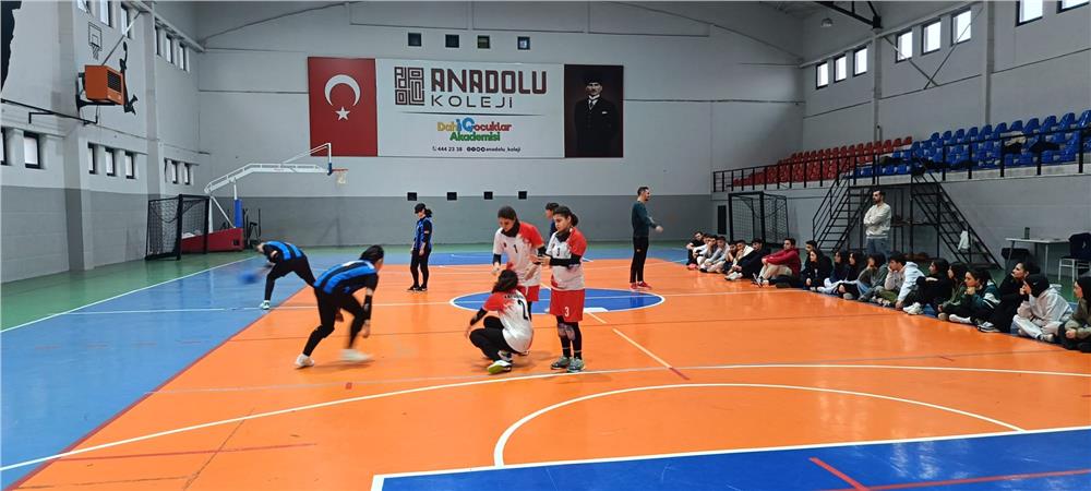 ERÜ’den görme engelli sporcular ile anlamlı etkinlik