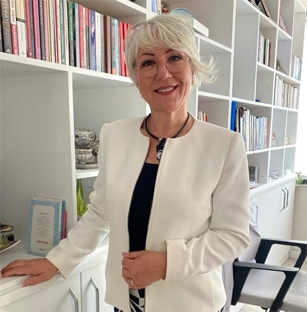 Sema Karaoğlu: Kadınların güçlü olduğu toplumsal refahın artması bilimsel olarak kanıtlanmıştır