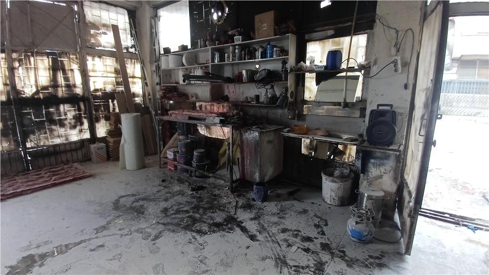 Tinerle sobayı yakarken kendini yaktı