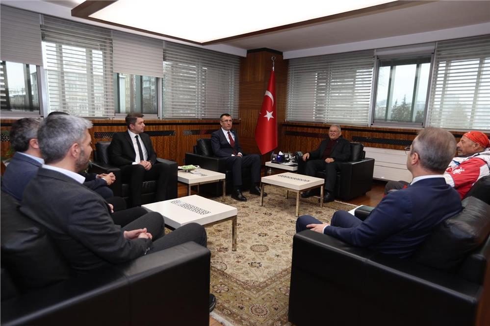 Başkan Büyükkılıç, Türkiye Dağcılık Federasyonu heyetini ağırladı