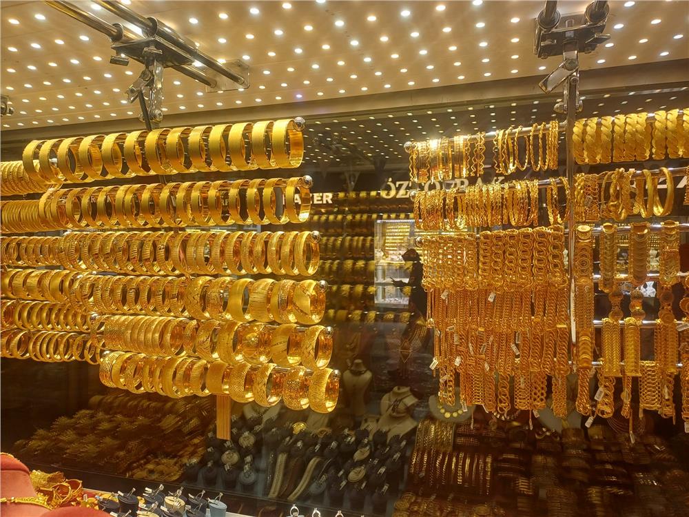 Uzmanından dikkat çeken altın tahmini: Çeyrek altının 20 bin liraya ulaşması şaşırtıcı olmaz