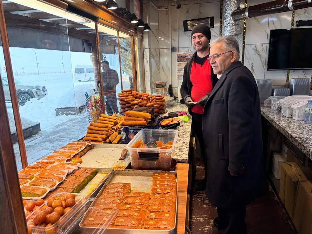 Başkan Büyükkılıç'tan Erciyes Kayak Merkezi'nde esnaf ziyareti