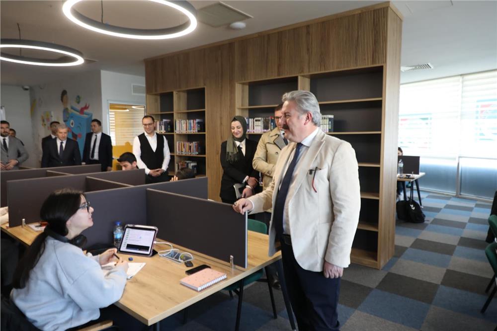 Başkan Palancıoğlu, sosyal tesislerde kursiyerlerle buluştu