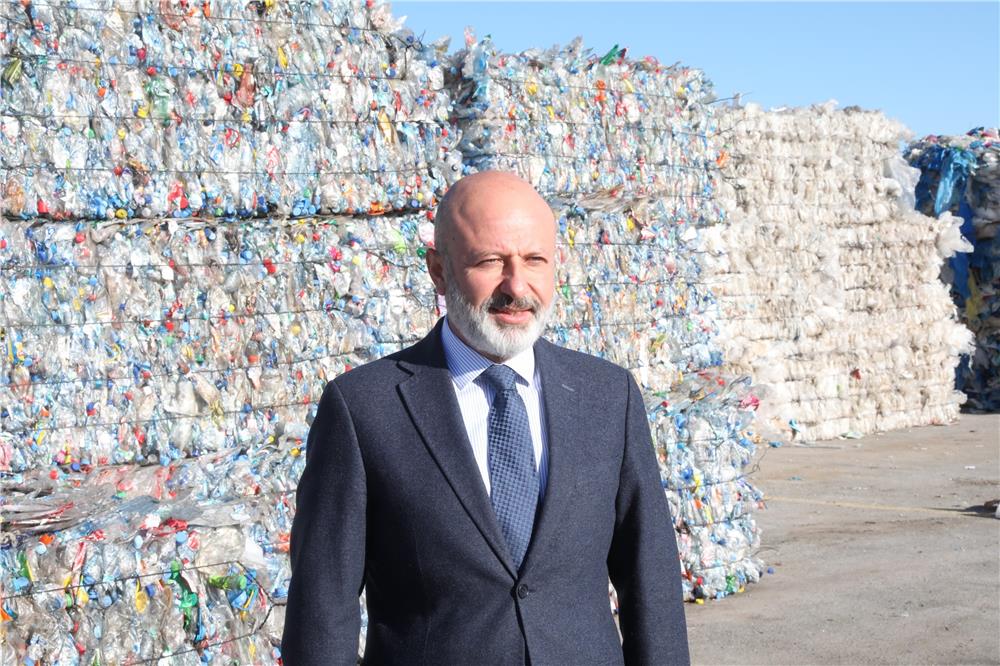 Çolakbayrakdar: Çevreye duyarlı nesiller, güçlü yarınların teminatıdır