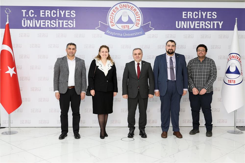 ERÜ’de 'Uzay Radyasyonunda Hayatta Kalmak' konulu konferans düzenlendi